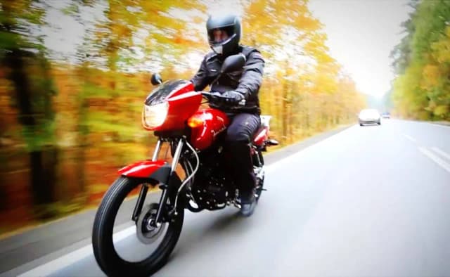 Czy można jeździć motorowerem na dowód? Sprawdź ważne przepisy Czy można jeździć motorowerem na dowód? Sprawdź ważne przepisy