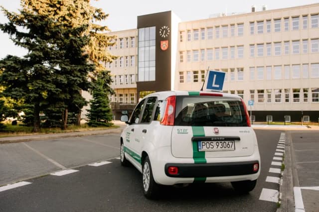 Po jakim czasie można odebrać prawo jazdy? Oczekiwanie i opóźnienia Po jakim czasie można odebrać prawo jazdy? Oczekiwanie i opóźnienia
