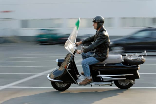 Co to jest motorower? Kluczowe informacje i praktyczne porady Co to jest motorower? Kluczowe informacje i praktyczne porady